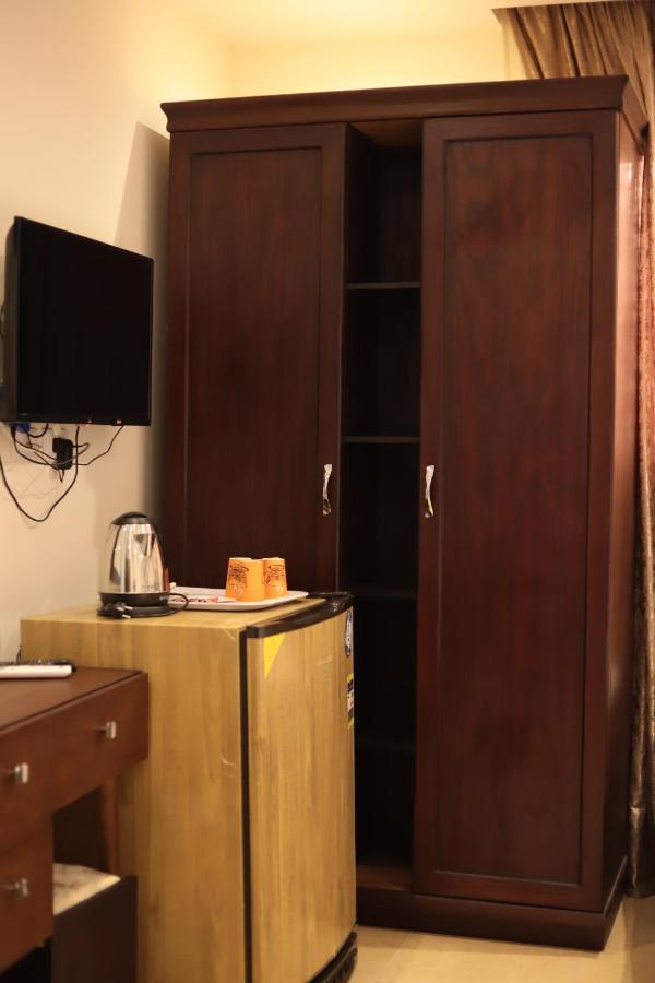 King Khafren View Inn Kafrat al Jabal Exterior photo