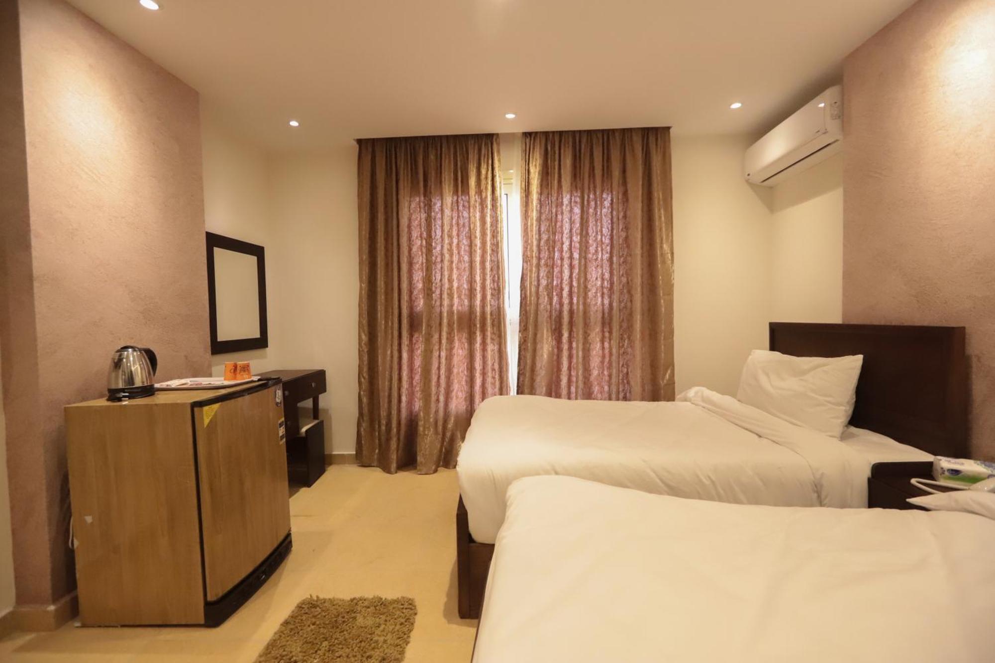 King Khafren View Inn Kafrat al Jabal Exterior photo