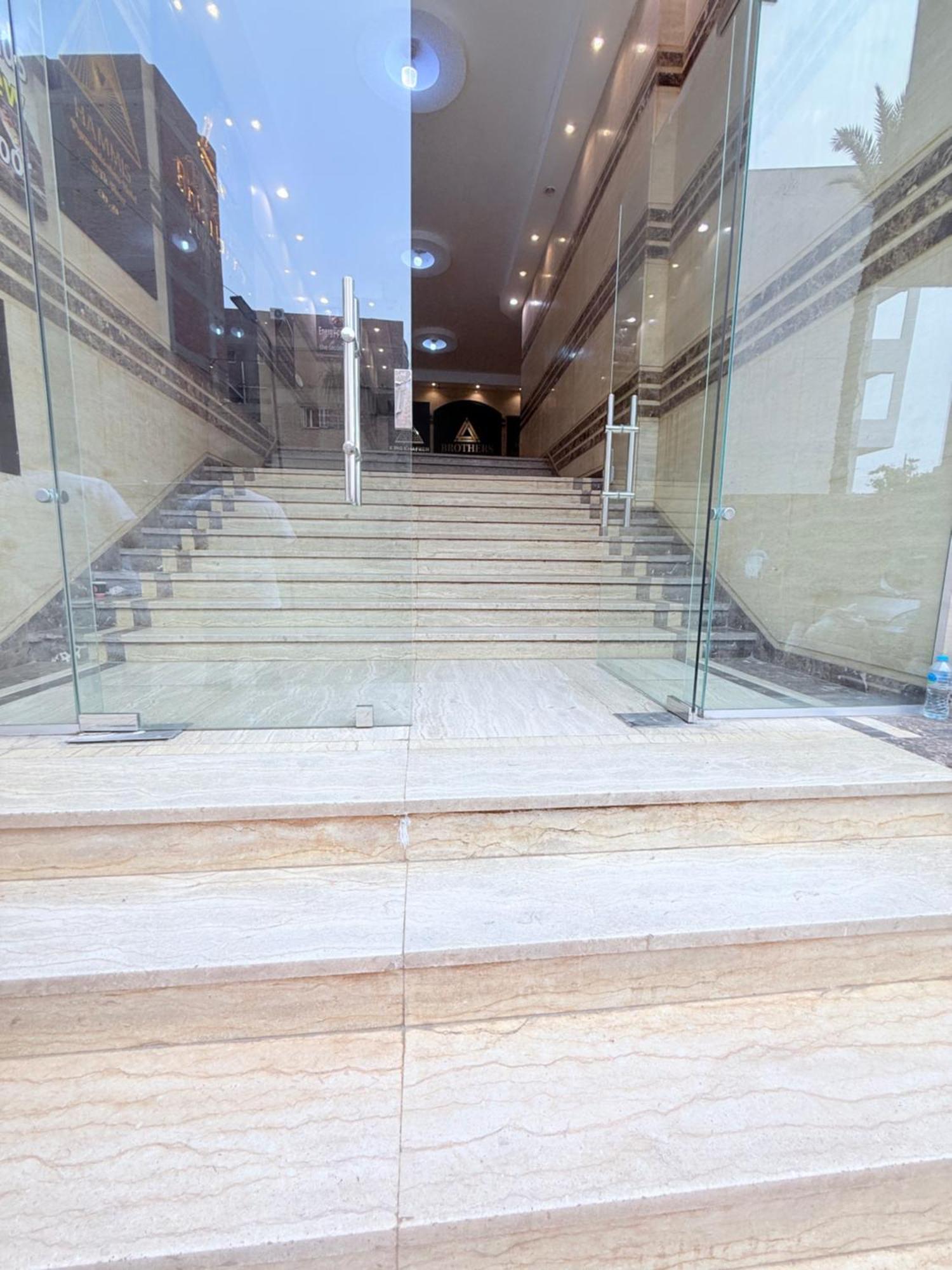 King Khafren View Inn Kafrat al Jabal Exterior photo